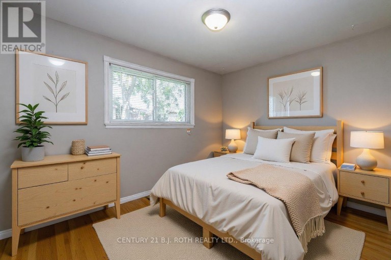 36 CYNTHIA COURT, Barrie (Wellington), Ontario, L4M2X4