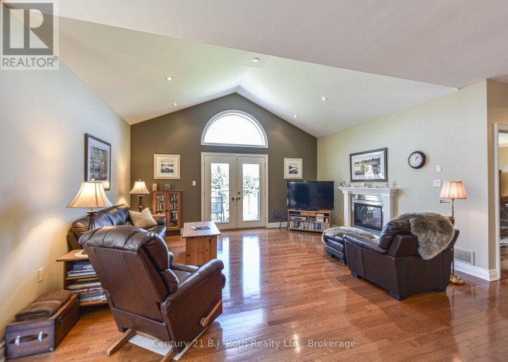 1273 HAWK RIDGE CRESCENT, Severn, Ontario, L3V0Y6