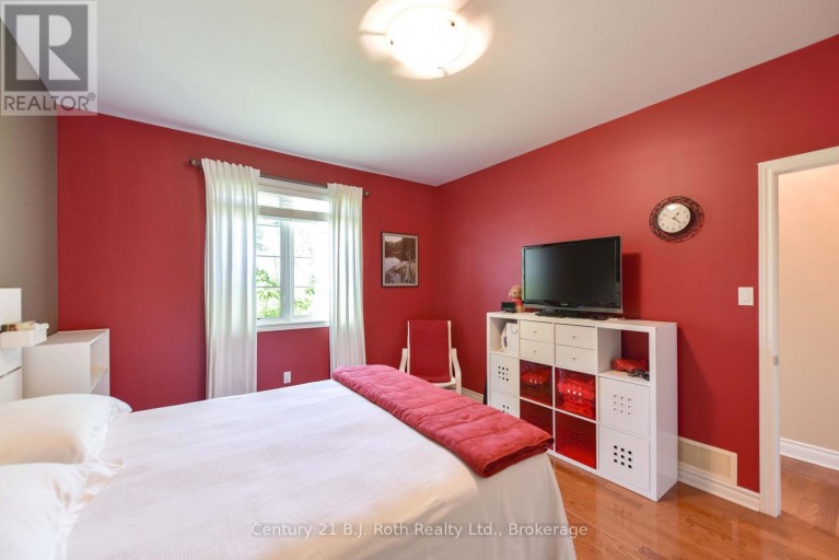 1273 HAWK RIDGE CRESCENT, Severn, Ontario, L3V0Y6