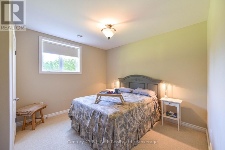 1273 HAWK RIDGE CRESCENT, Severn, Ontario, L3V0Y6