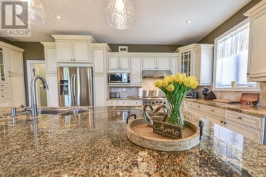 1273 HAWK RIDGE CRESCENT Severn Ontario photo 9