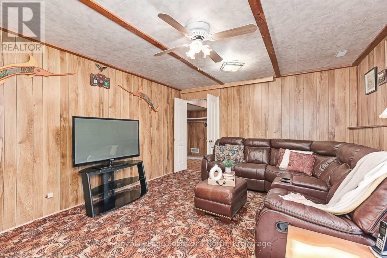26 STROUD CRESCENT, Wasaga Beach, Ontario, L9Z2T5