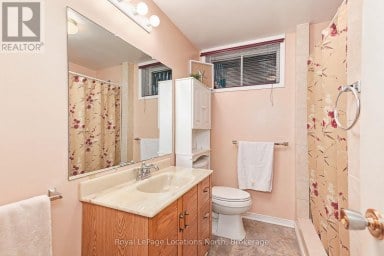 26 STROUD CRESCENT Wasaga Beach Ontario photo 23