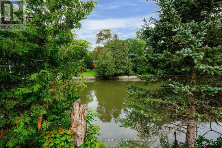 26 STROUD CRESCENT, Wasaga Beach, Ontario, L9Z2T5