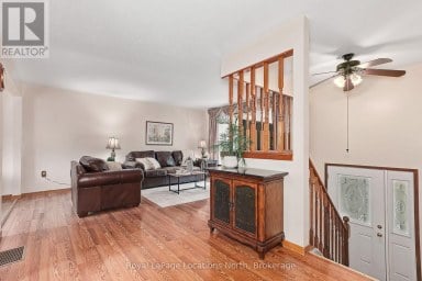 26 STROUD CRESCENT Wasaga Beach Ontario photo 7