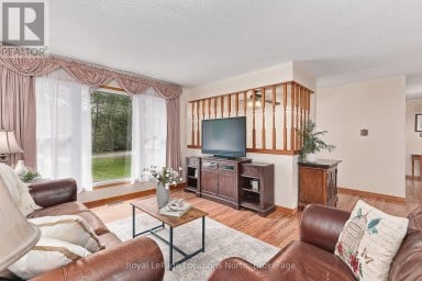 26 STROUD CRESCENT Wasaga Beach Ontario photo 9