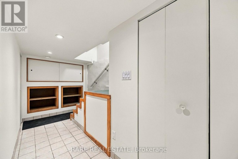1 - 152 SUNNYSIDE AVENUE, Toronto (High Park-Swansea), Ontario, M6R2P2
