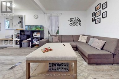 297 GILBERT AVENUE Toronto (Caledonia-Fairbank) Ontario photo 3