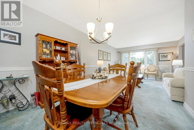 6356 CHAUMONT CRESCENT, Mississauga (Meadowvale), Ontario, L5N2M8