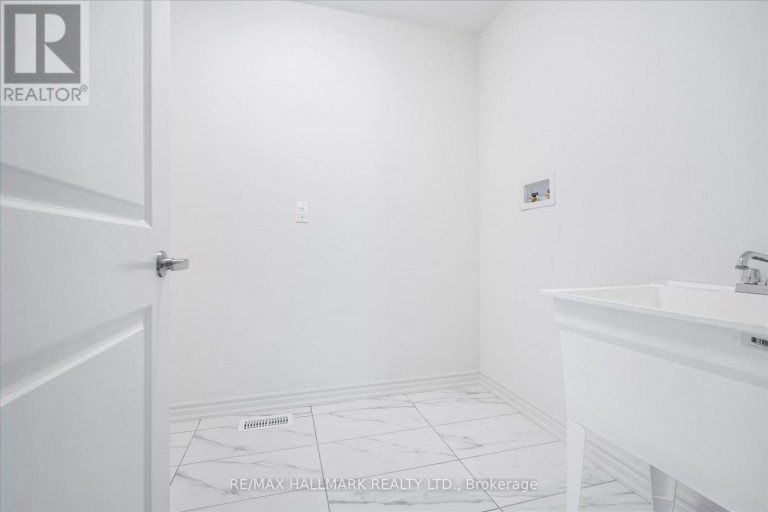 460 TREVOR STREET, Cobourg, Ontario, K9A4J5