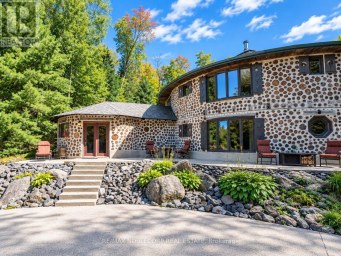 1166 BONNIE LAKE ROAD Bracebridge (Macaulay) Ontario photo 3