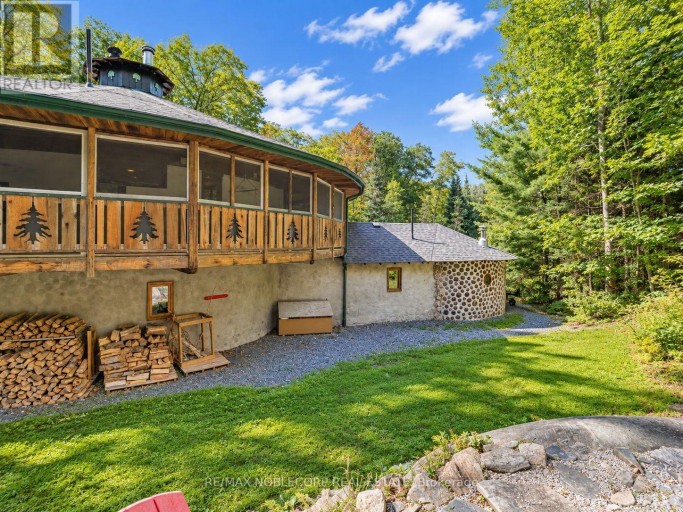 1166 BONNIE LAKE ROAD, Bracebridge (Macaulay), Ontario, P1L1W9