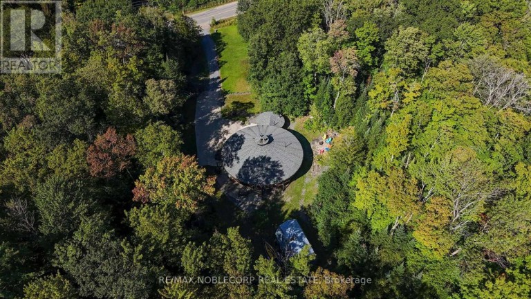 1166 BONNIE LAKE ROAD, Bracebridge (Macaulay), Ontario, P1L1W9
