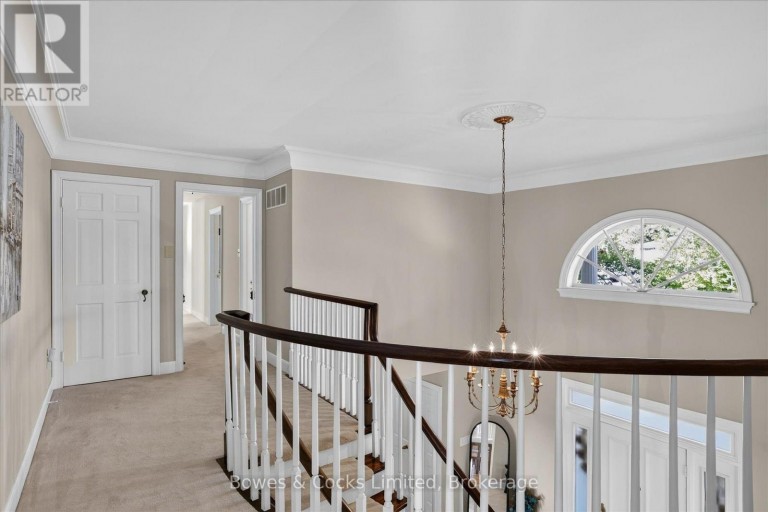 1562 CHAMPLAIN DRIVE, Peterborough (Northcrest Ward 5), Ontario, K9L1N6