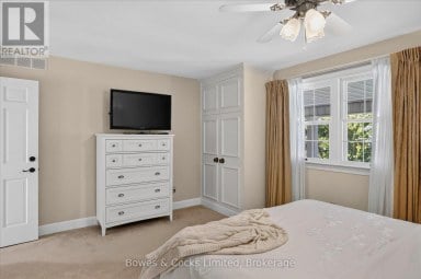 1562 Champlain Drive, Peterborough (northcrest Ward 5) Ontario