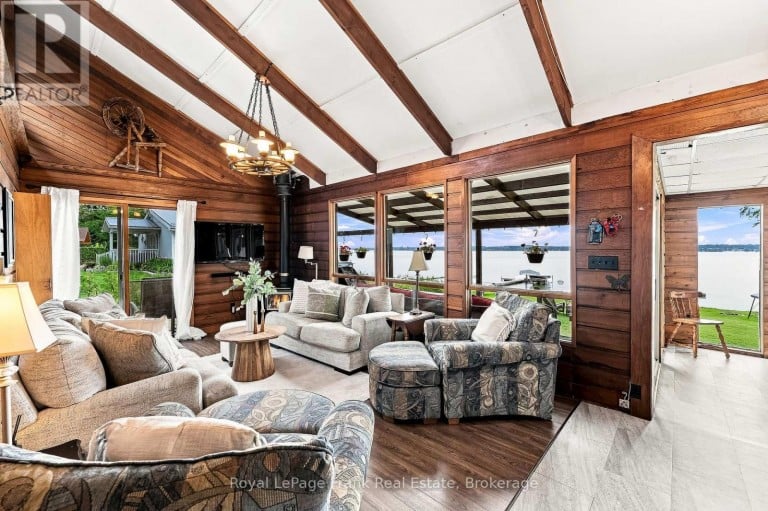 131 BALL POINT ROAD, Kawartha Lakes (Little Britain), Ontario, K0M2C0