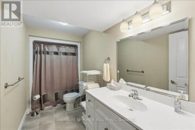 54 ASPEN DRIVE Quinte West (Murray Ward) Ontario photo 18