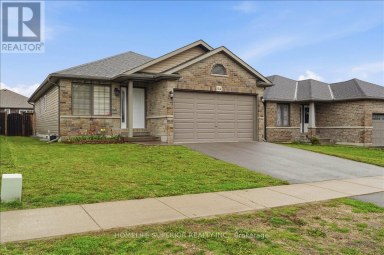 54 ASPEN DRIVE Quinte West (Murray Ward) Ontario photo 2