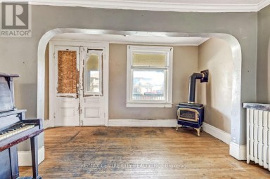 45 LOCUST STREET St. Thomas Ontario photo 3