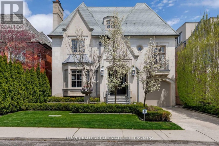 215 DUNVEGAN ROAD, Toronto (Forest Hill South), Ontario, M5P2P2