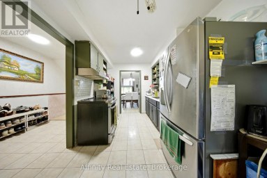 8 - 275 MANSE ROAD Toronto (West Hill) Ontario photo 12