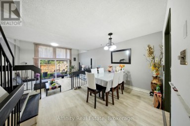 8 - 275 MANSE ROAD Toronto (West Hill) Ontario photo 6