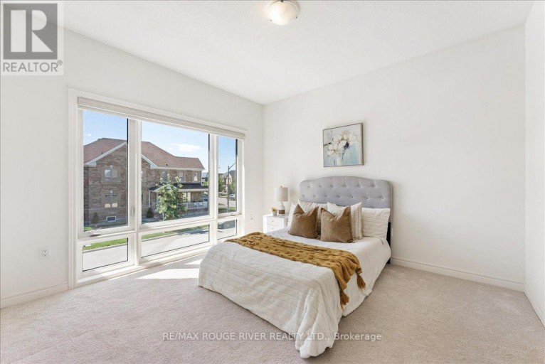 24 DUMAINE STREET, Whitby, Ontario, L1P0G8