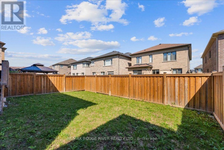 24 DUMAINE STREET, Whitby, Ontario, L1P0G8