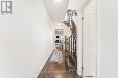 24 DUMAINE STREET Whitby Ontario photo 5