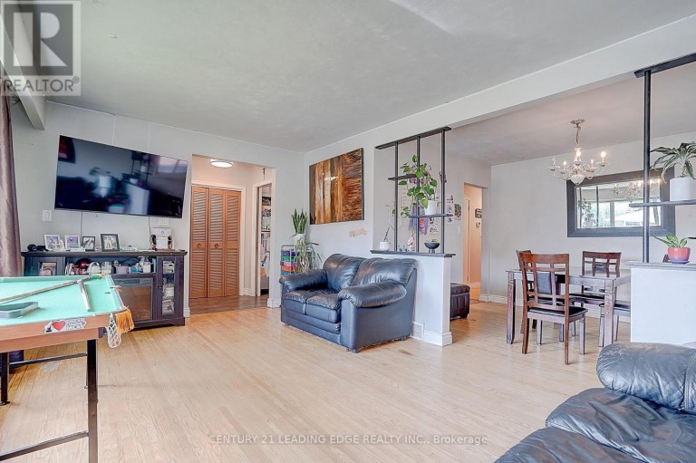284 DOVER STREET, Oshawa (Eastdale), Ontario, L1G6G6