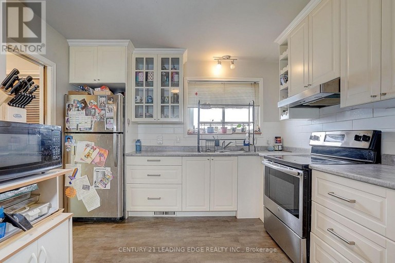 284 DOVER STREET, Oshawa (Eastdale), Ontario, L1G6G6