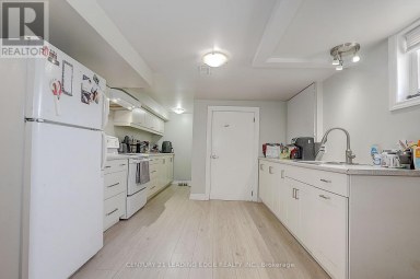 284 DOVER STREET Oshawa (Eastdale) Ontario photo 29
