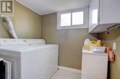 284 DOVER STREET Oshawa (Eastdale) Ontario photo 46