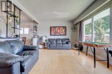 284 DOVER STREET Oshawa (Eastdale) Ontario photo 9