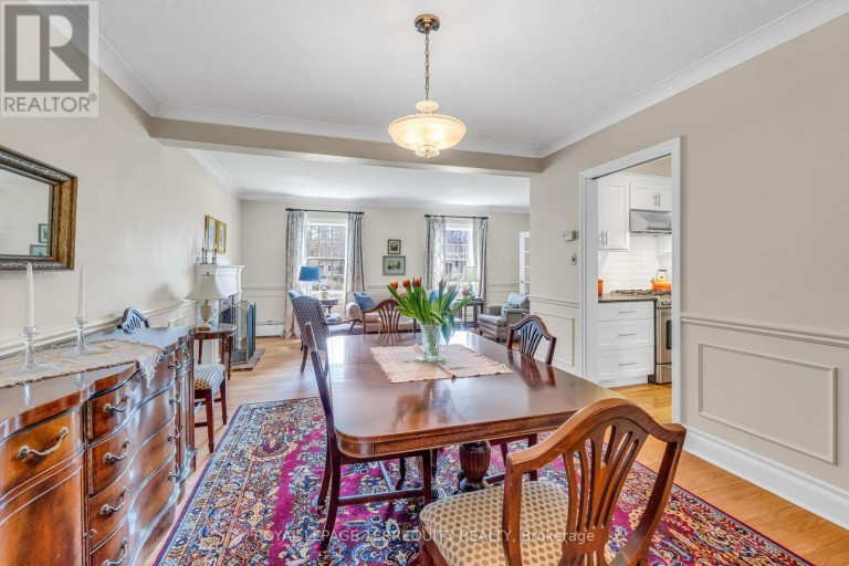 155 CENTRE STREET W, Richmond Hill (Mill Pond), Ontario, L4C3P6