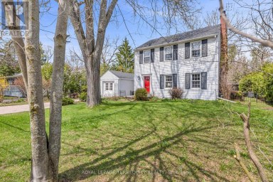 155 CENTRE STREET W Richmond Hill (Mill Pond) Ontario photo 2