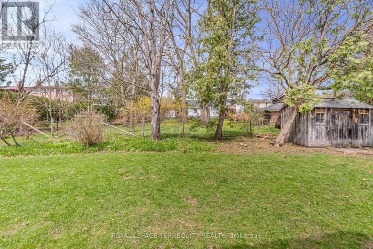 155 CENTRE STREET W, Richmond Hill (Mill Pond), Ontario, L4C3P6