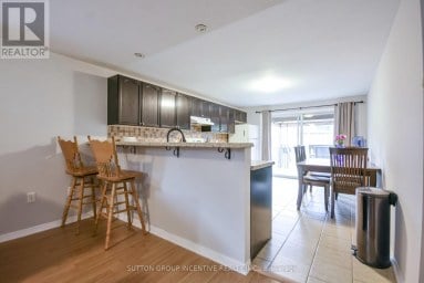 22 PEREGRINE ROAD Barrie (Little Lake) Ontario photo 5