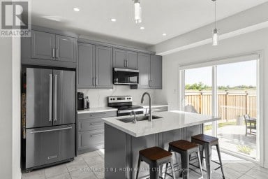 32 SANDHILL CRANE DRIVE Wasaga Beach Ontario photo 7