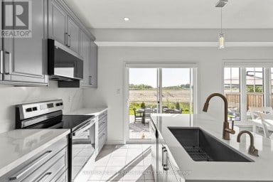 32 SANDHILL CRANE DRIVE Wasaga Beach Ontario photo 8