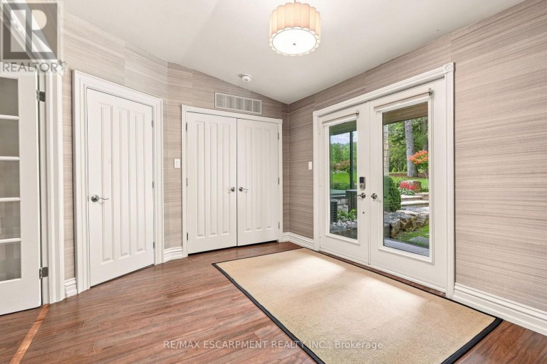 3320 GUELPH LINE, Burlington, Ontario, L7P0S7