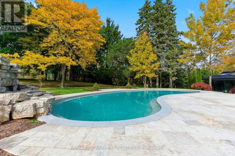 3320 GUELPH LINE, Burlington, Ontario, L7P0S7