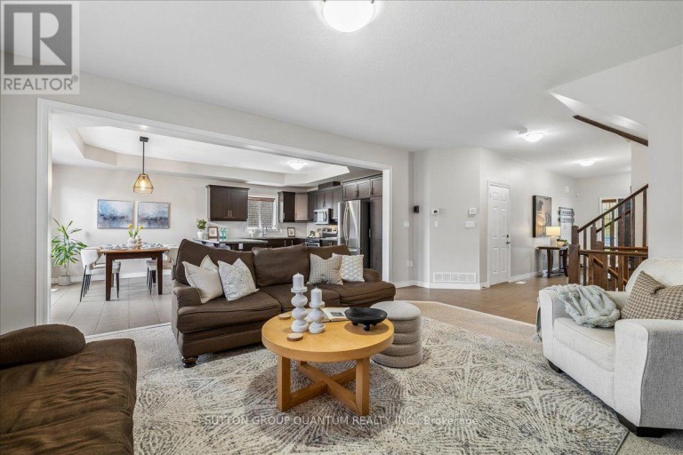 92 GARINGER CRESCENT, Hamilton (Binbrook), Ontario, L0R1C0