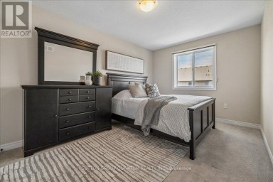 92 GARINGER CRESCENT Hamilton (Binbrook) Ontario photo 25