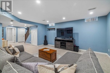 92 GARINGER CRESCENT Hamilton (Binbrook) Ontario photo 33