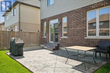 92 GARINGER CRESCENT Hamilton (Binbrook) Ontario photo 39