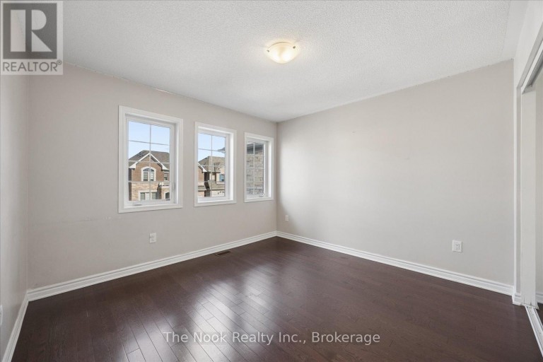 60 WESTFIELD DRIVE, Whitby, Ontario, L1P0E9