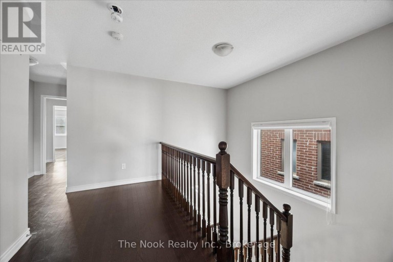 60 WESTFIELD DRIVE, Whitby, Ontario, L1P0E9