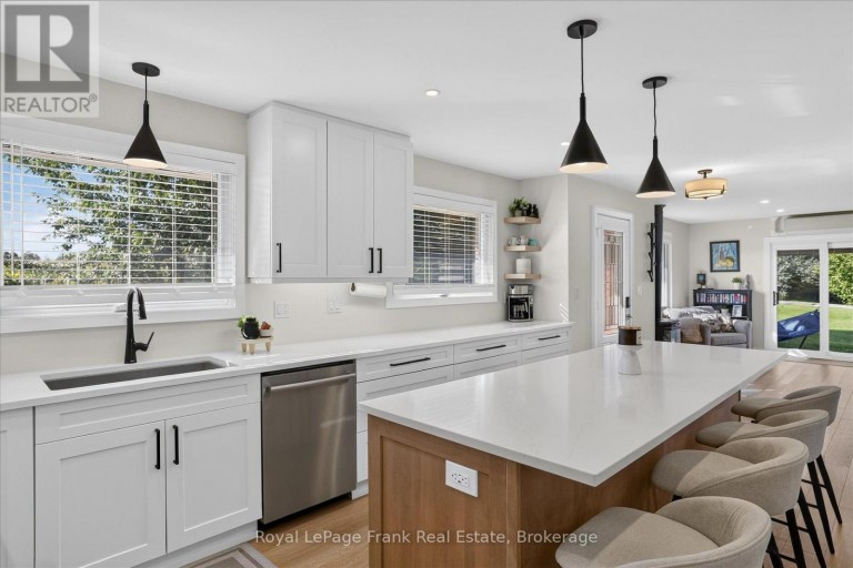 170 KERRY LINE, Selwyn, Ontario, K0L1T0