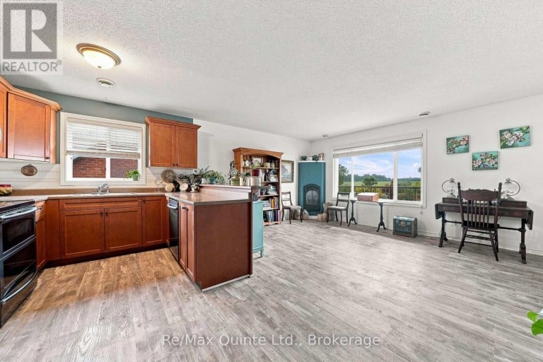 3A - 37 LAKEBREEZE COURT, Prince Edward County (Wellington Ward), Ontario, K0K3L0